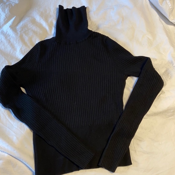Bundle of 2 turtleneck ZARA - Picture 1 of 3